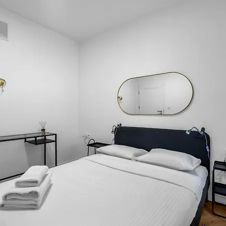 Nowolipki Calm Essence By Bookinghost Warszawa