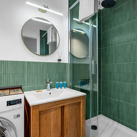 Nowolipki Calm Essence By Bookinghost